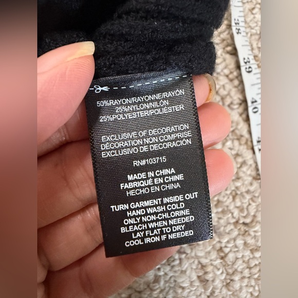 Nicole Miller Black Turtleneck Sweater with Silver Sequin size M new with tag - Picture 7 of 8